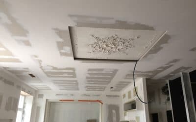 Réaménagement intérieur en plaque de plâtre, cloison, plafond, doublage et plafonnier décoratif